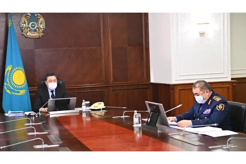 Аскар Мамин провел заседание МВК по профилактике правонарушений