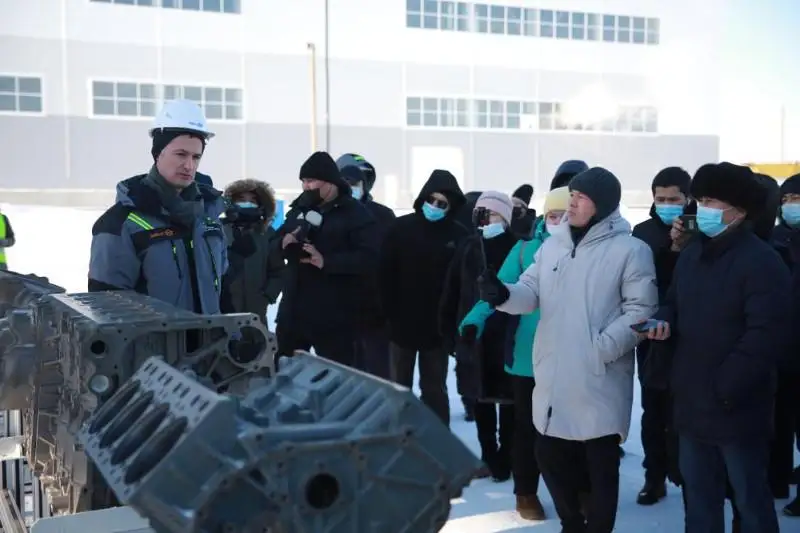 Автомобильные заводы в Костанае и Алматы посетили общественники