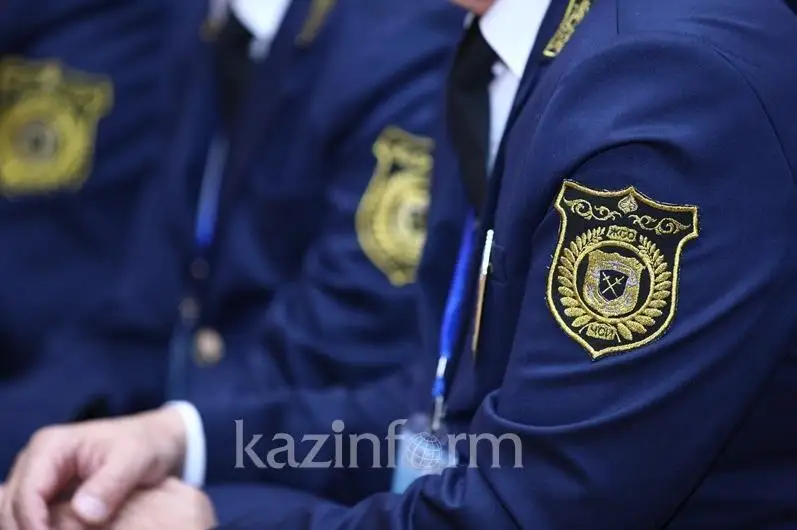 Алматинца, ударившего судисполнителя, не накажут