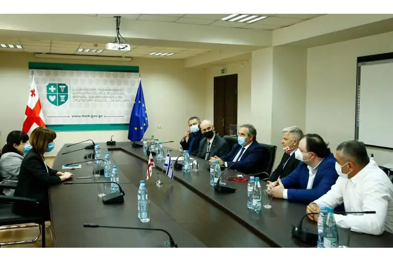 Грузия планирует начать использование израильского препарата против COVID-19