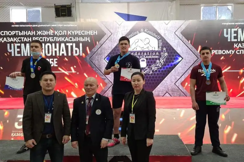 Мангистауский нефтяник привлекает молодежь к спорту