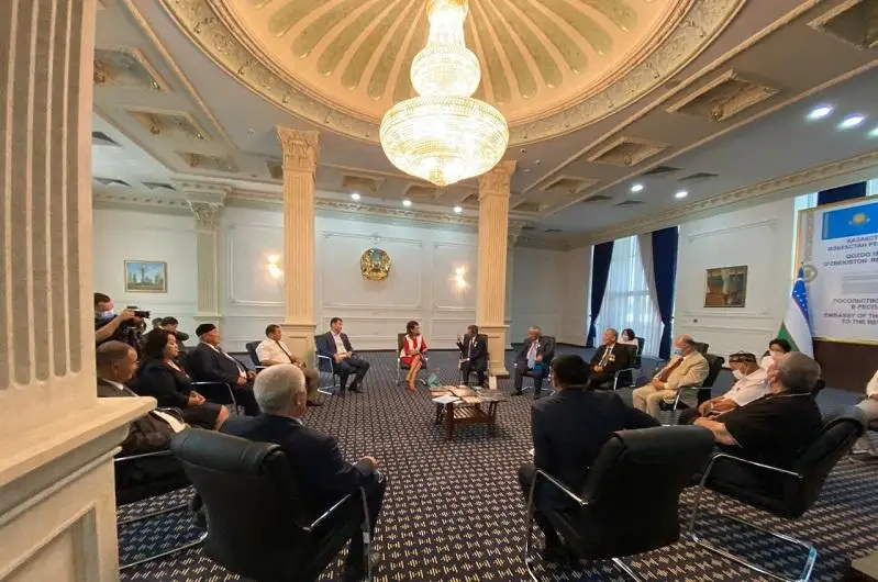 Аида Балаева встретилась с представителями казахских культурных центров Узбекистана