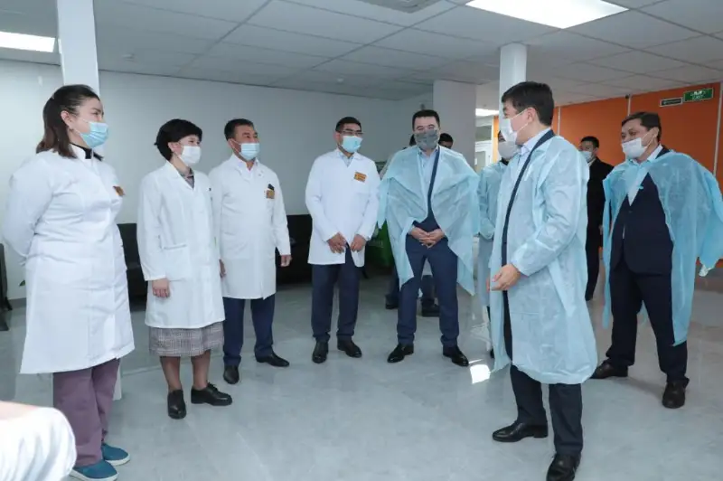 Бауыржан Байбек ознакомился с реализацией предвыборной программы в Туркестане