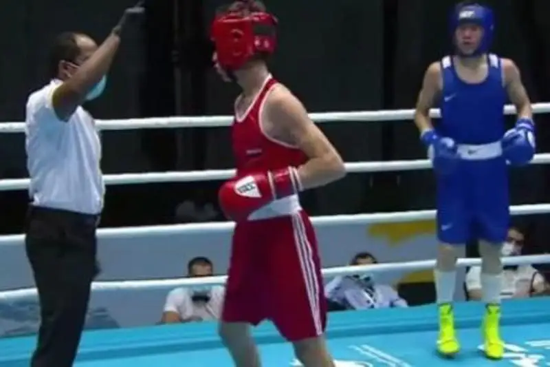 Адайбек Ниязбай одержал вторую победу на чемпионате Азии по боксу