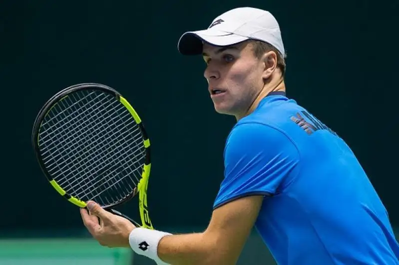 Казахстанский теннисист проиграл в финале квалификации турнира в России