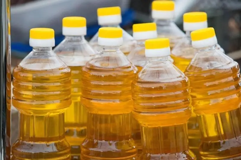 Maýsym aıynda otandyq óndirýshiler ósimdik maıyn 5,4% qymbattatqan