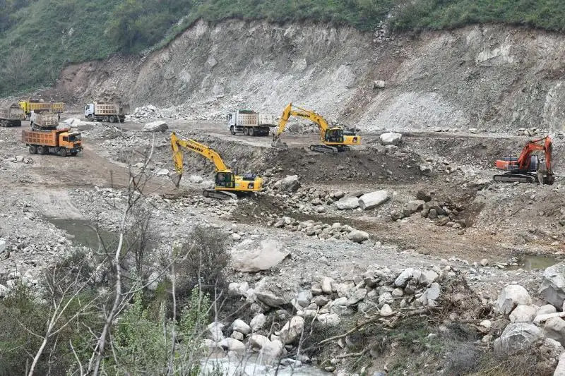 Хижины для укрытия туристов  появятся в горах близ Алматы