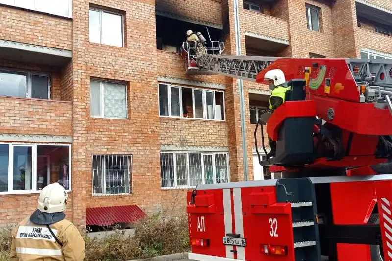 Девять пожаров потушили спасатели ВКО в минувшие выходные