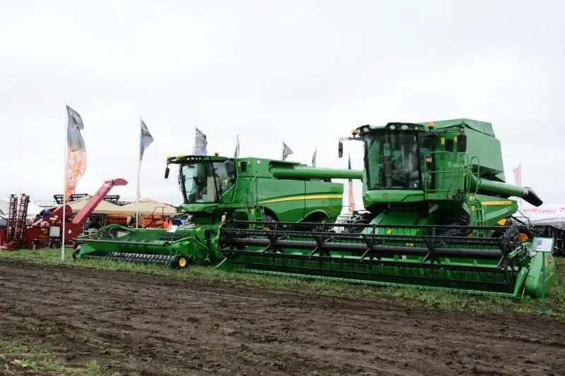 Специализированная выставка ко Дню поля прошла в Акмолинской области