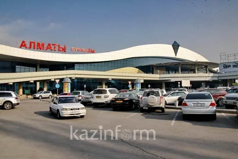 Проблему пробок в аэропорту Алматы решат в следующем году