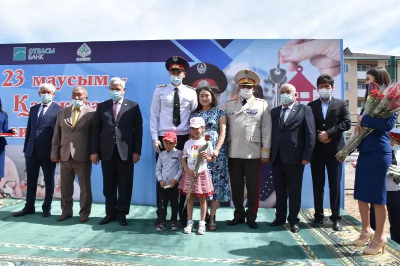 60 семей полицейских обрели свое собственное жилье в Алматинской области