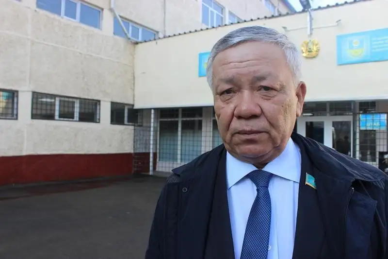 Бахытжан Ертаев: Мы должны воспитывать молодежь в духе патриотизма