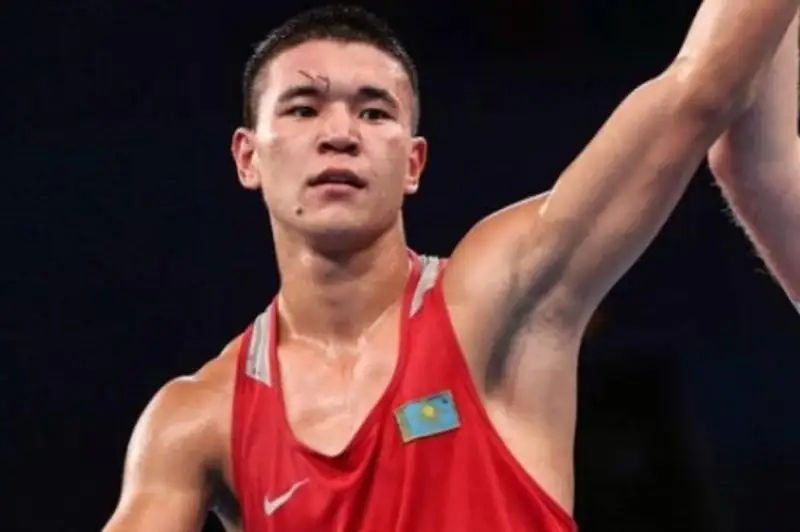 Казахстанец стал бронзовым призером чемпионата мира по боксу