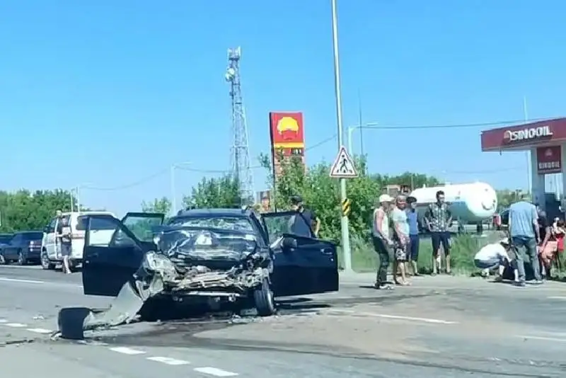 Один погиб и четверо госпитализированы из-за ДТП в Акмолинской области