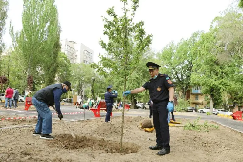 Almatyda alǵash ret qutqarýshylar alleıasy paıda boldy