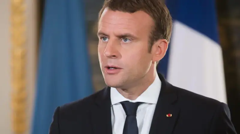 Макрон заявил о ликвидации главы «ИГ в Большой Сахаре»