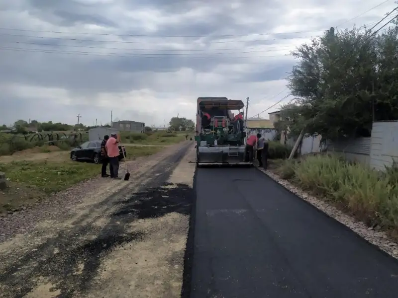 В посёлке Молодёжном в Карагандинской области ремонтируют дороги