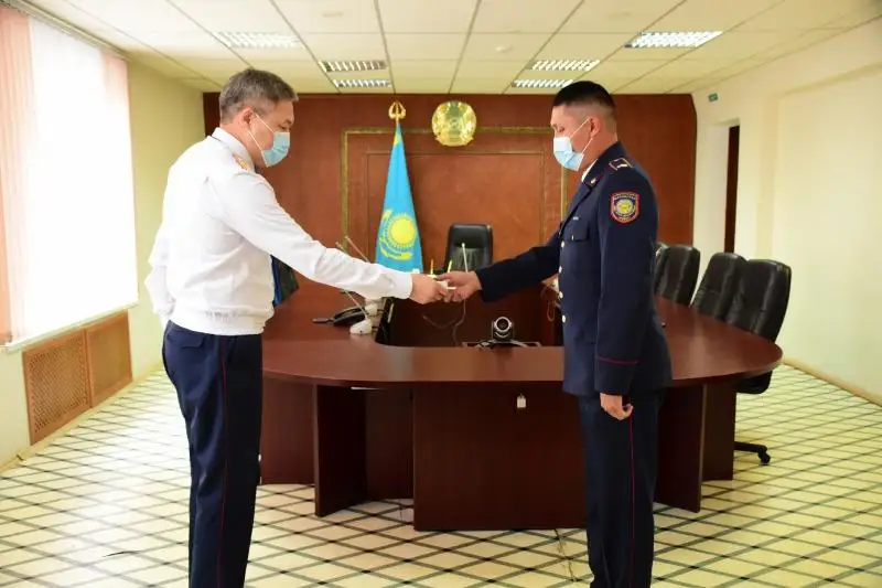 Лучших полицейских наградили в Карагандинской области