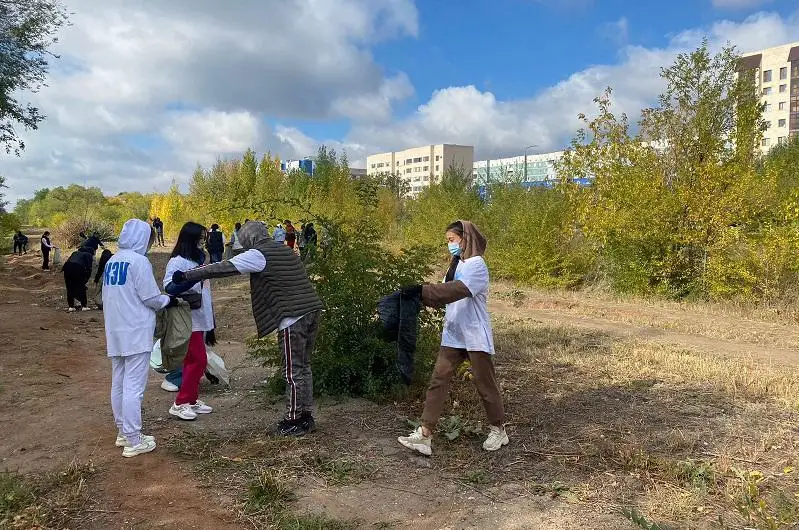 Около 25 тысяч человек вышли на экосубботник в Карагандинской области