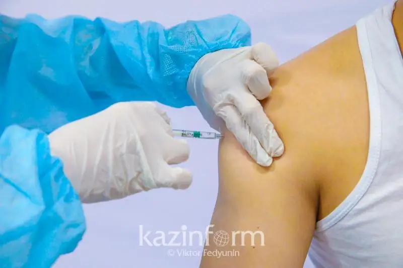 В Атырауской области первый компонент вакцин получили 45439 человек