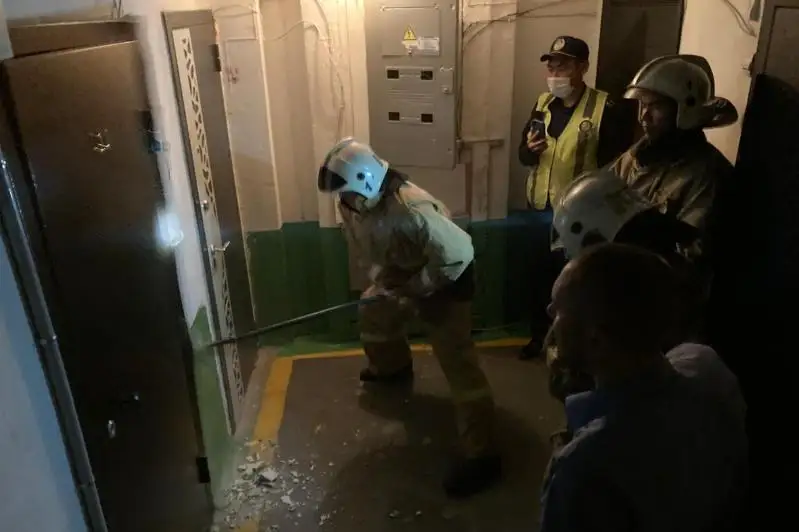 340 человек из запертых квартир спасли сотрудники ДЧС ВКО