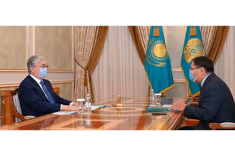 Президент дал поручения главе Нацбанка