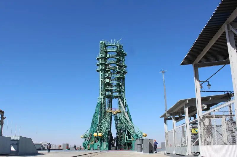 На космодроме Байконур к запуску готовят космический грузовик «Прогресс-МС-18»