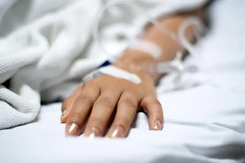 96% госпитализированных с КВИ узбекистанцев не были вакцинированы