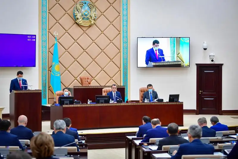 Сенат рассмотрел законопроект о республиканском бюджете на 2022 - 2024 годы