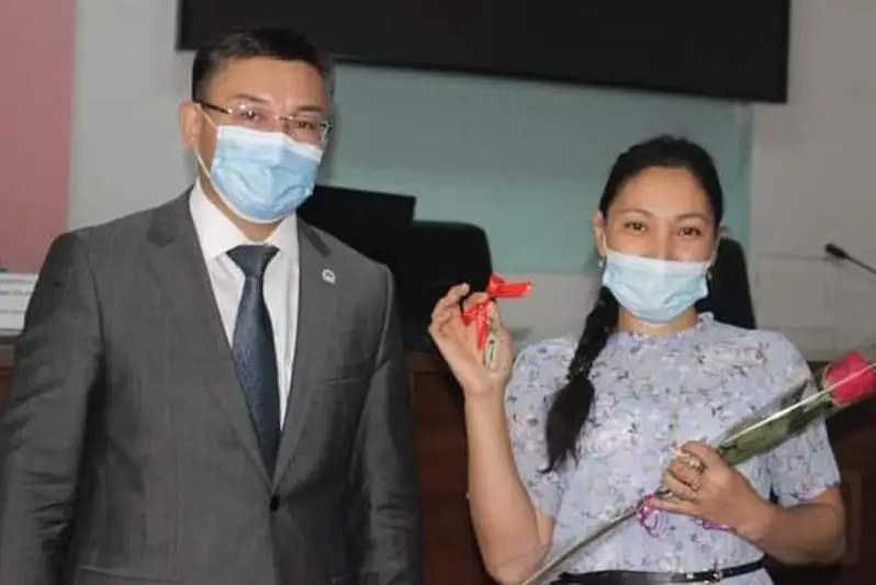 Ключи от квартир получили жители Сатпаева в преддверии Дня столицы