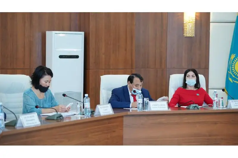 Современный менеджмент в работе КГУ «Қоғамдық келісім» обсудили в Доме дружбы Нур-Султана