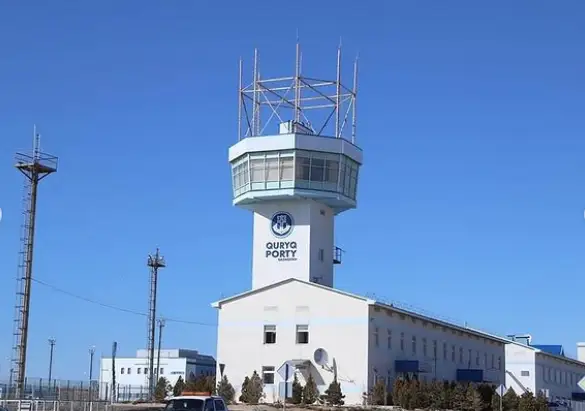 Quryq teńiz portynda astyq termınaly salynyp jatyr
