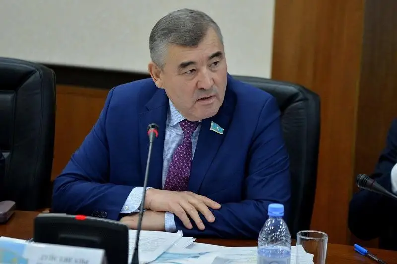 Senator omartashylar men maral ósirýshilerdi qoldaýdy surady