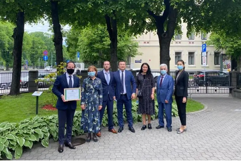 Латвийские селекционеры назвали новый сорт рододендрона «Qazaqstan»