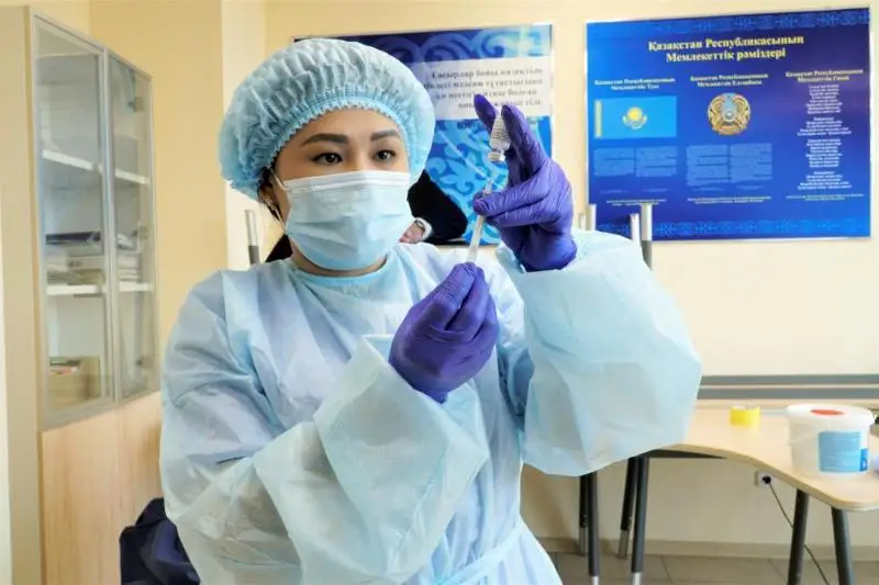 Темпы вакцинации продолжают расти в Нур-Султане