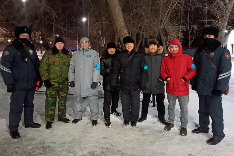 Kókshetaýda tanymal sportshylar polıtsııaǵa kóshelerdi patrýldeýge kómektesýde