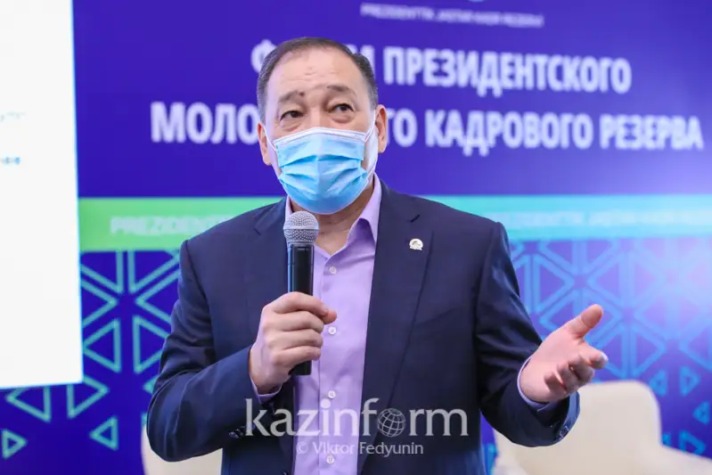 Eraly Toǵjanov Prezıdenttik kadrlyq rezerv múshelerine aqyl-keńesin aıtty
