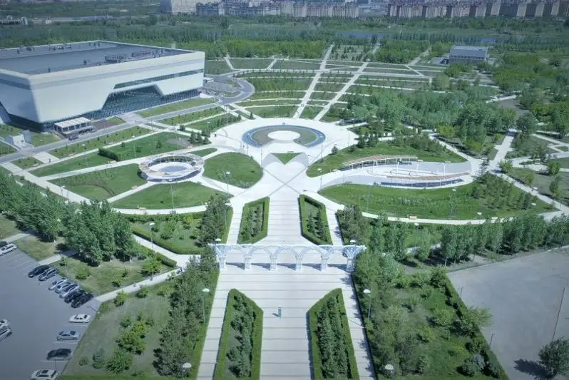 Как изменился парк вдоль набережной реки Есиль