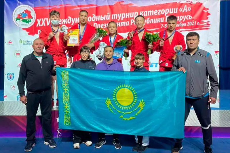 «Золото» и «бронзу» привезли с международного турнира по самбо костанайские курсанты МВД