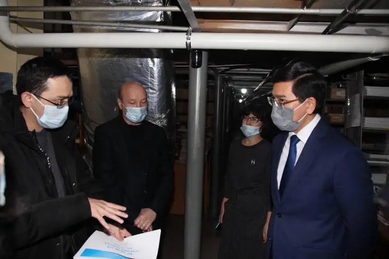 Асхат Аймагамбетов: Министерство возьмет на контроль вопросы оцифровки научных работ