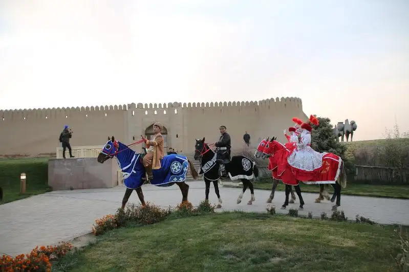Этнокараван из Жамбылской области прибыл в Туркестан