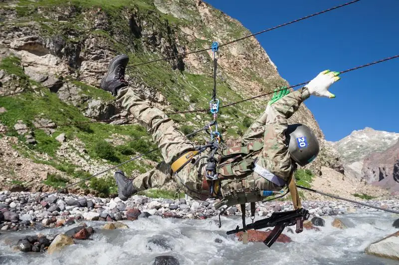 Как тренируются военные альпинисты в Центре горной подготовки в Алматы