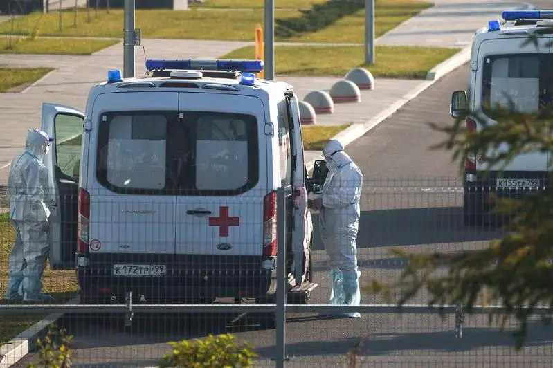 В октябре от COVID-19 в мире умер каждый 60-й заразившийся