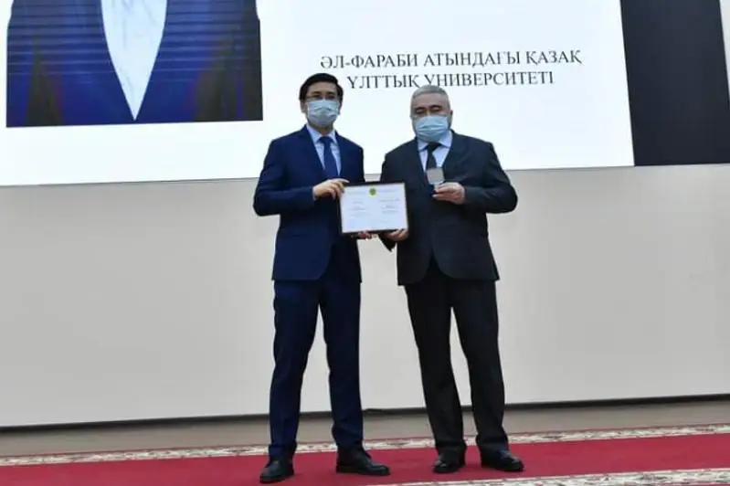 Моя цель пройти стажировку за рубежом - лучший преподаватель вуза-2021