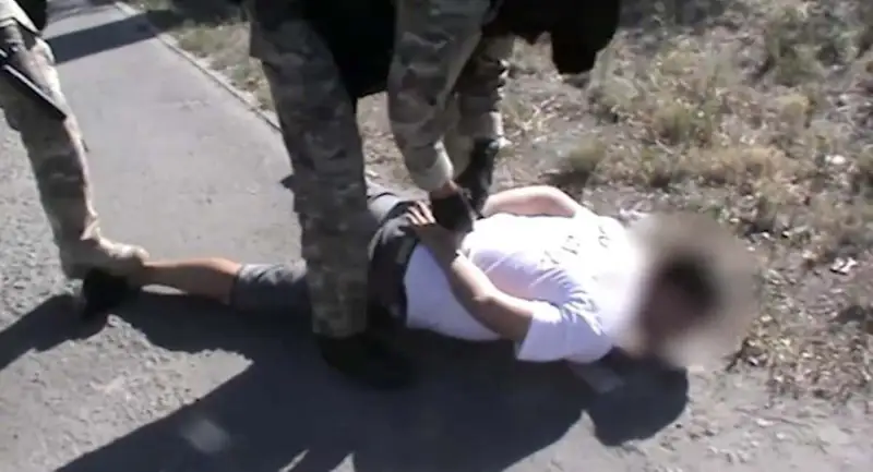 Сбытчика «синтетики» задержали в ходе спецоперации в Талдыкоргане