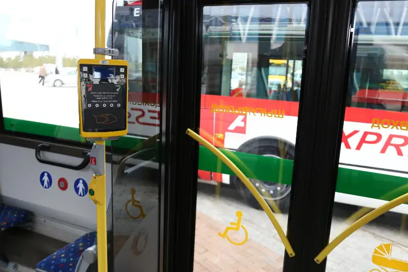 Astana avtobýstarynda jolaqyny SMS arqyly tóleý qyzmeti toqtatylady