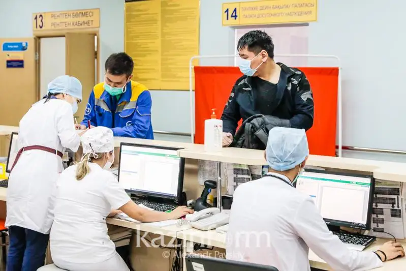 Сколько медучреждений оказывают первичную помощь в Нур-Султане