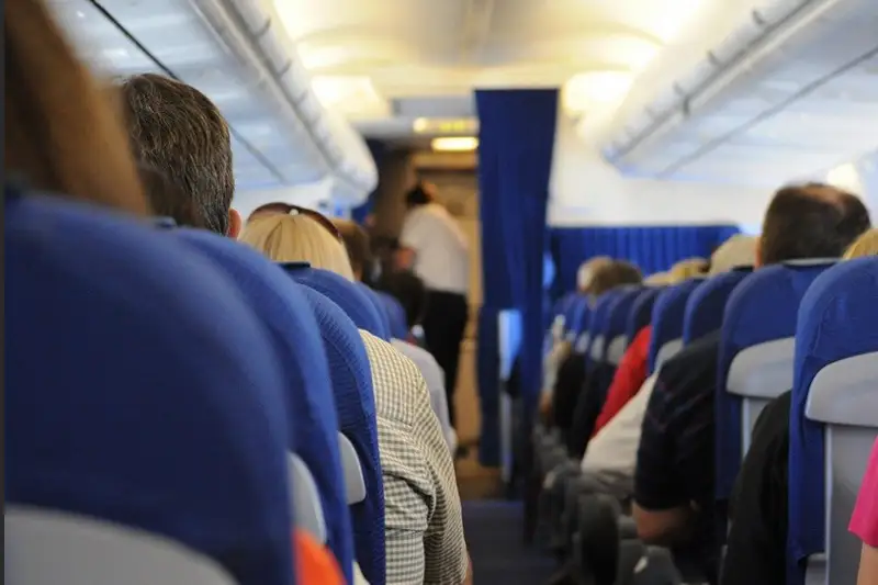 Летевший в Египет самолет посадили из-за пьяной пассажирки в Актау