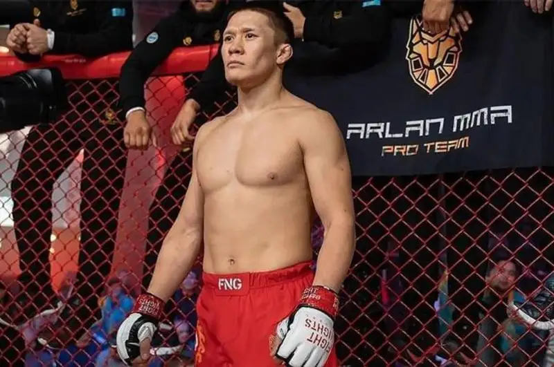 Жалгас Жумагулов нокаутом проиграл свой четвертый бой в UFC