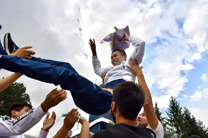 Казахстанских олимпийцев встретили в Алматы